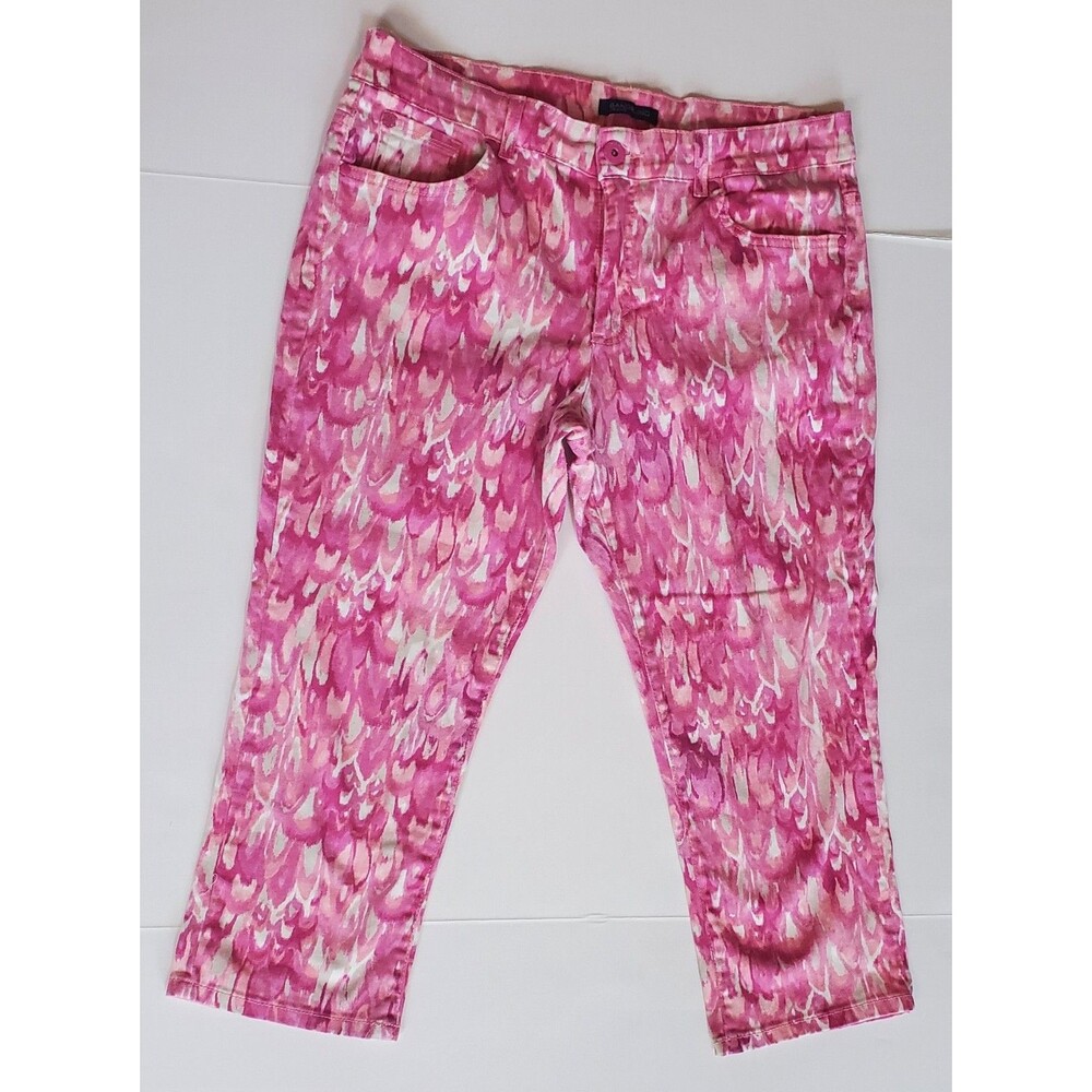Bandolino Tatyana Capri Jeans Barbiecore Denim Hot Pink  Dripping Paint Size 14